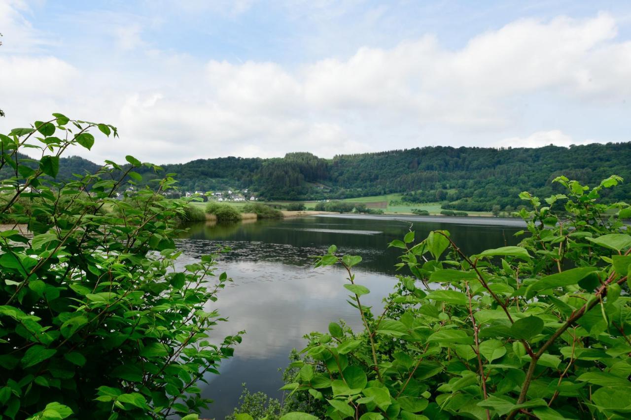 Апартаменты Der Eifel Perle Мандершайд Экстерьер фото